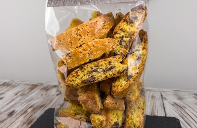 “Cantuccini” With Chocolate